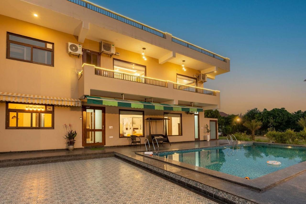Brookvale Manor By Stayvista - Private Pool Haven With Endless Views & Indoor Fun Sohna Exterior foto