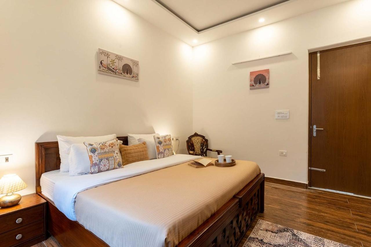 Brookvale Manor By Stayvista - Private Pool Haven With Endless Views & Indoor Fun Sohna Exterior foto