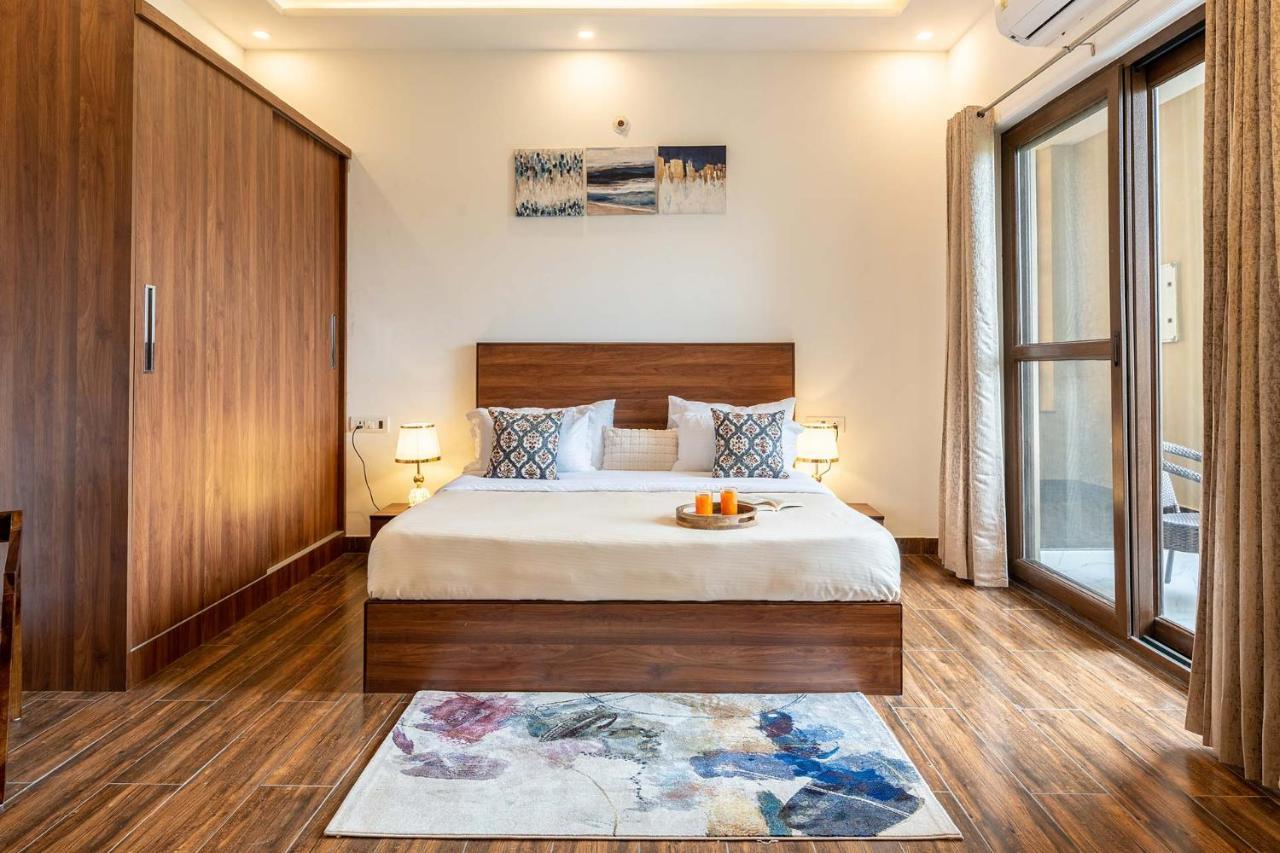 Brookvale Manor By Stayvista - Private Pool Haven With Endless Views & Indoor Fun Sohna Exterior foto